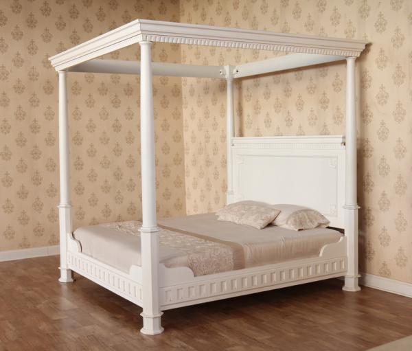 Lincoln Four Poster Antique French Style Bed