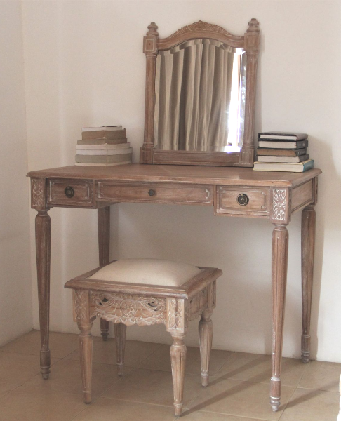 Belle French Weathered Dressing Table With Mirror Lock Stock
