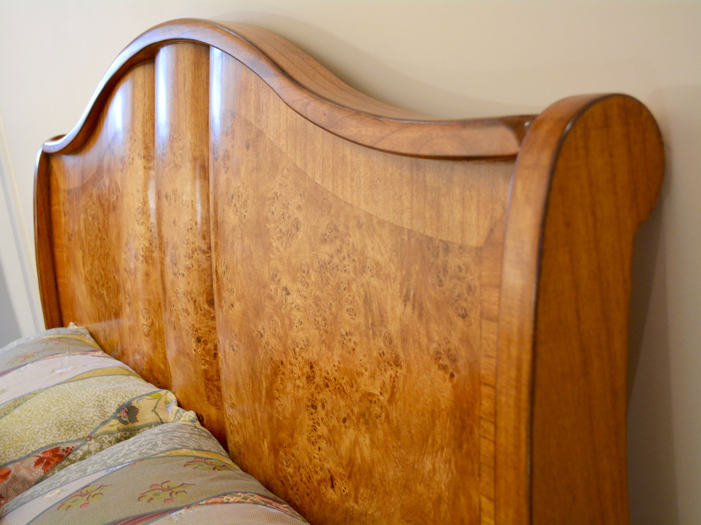Hampton Walnut Sleigh Bed with regular footboard