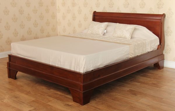 Mahogany French Versailles Sleigh Bed with low footboard B083