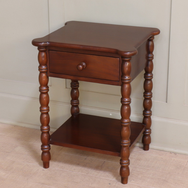 Bobbin Bedside Table (1 drawer)