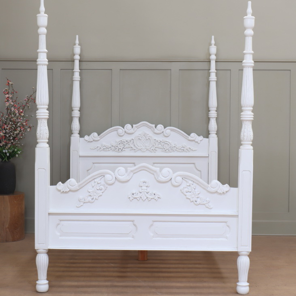 Colonial Four Poster Bed B025P