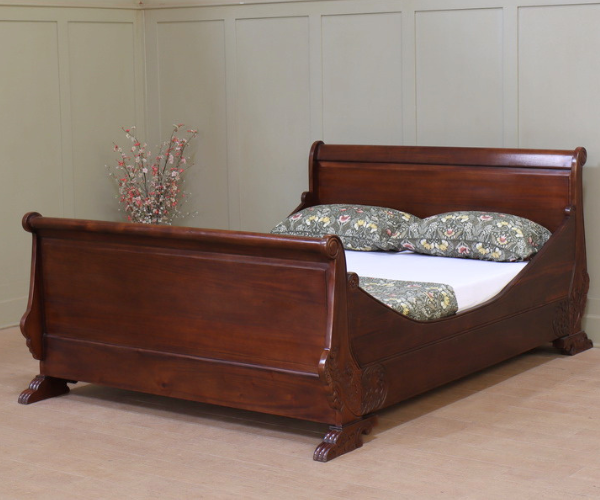 French Carved Sleigh Bed B015