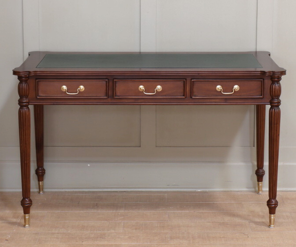Mahogany Writing Desk with 3 drawers (green leather)