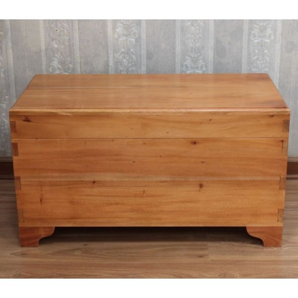 Plain Mahogany Blanket Box