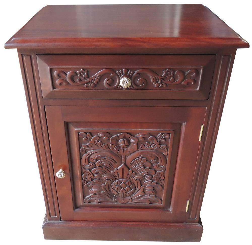 Spotlight Tudor Four Poster Bed Lock Stock & Barrel Furniture Ltd