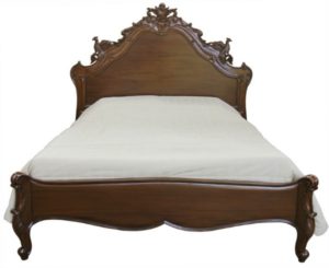 Versailles Carved Bird Bed in high gloss finish