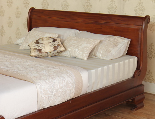 Sleigh Bedroom Furniture - mahogany sleigh bed
