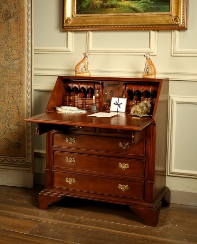 Antique Furniture V Antique Reproduction Furniture: Georgian style mahogany bureau